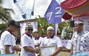 PhotoGrid_1564936017636