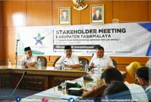 PhotoGrid_1565183217735