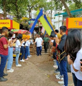 PhotoGrid_1565481292058