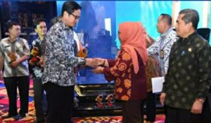 PhotoGrid_1565486129705