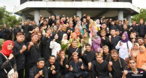 PhotoGrid_1566301654623