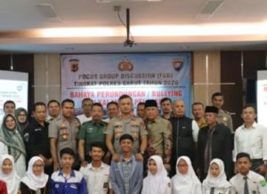 PhotoGrid_1581621455504