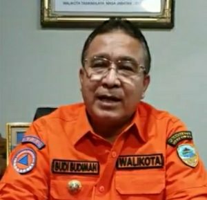 PhotoGrid_1585522670226